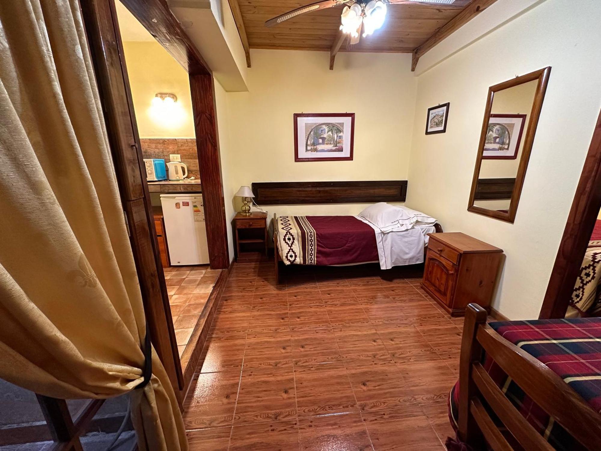 Hosteria Sirenuse مار ديل بلاتا المظهر الخارجي الصورة