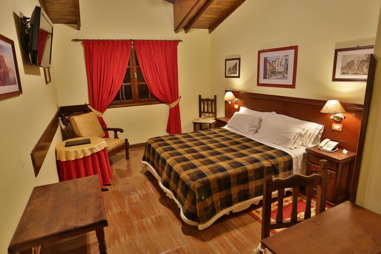 Hosteria Sirenuse مار ديل بلاتا المظهر الخارجي الصورة